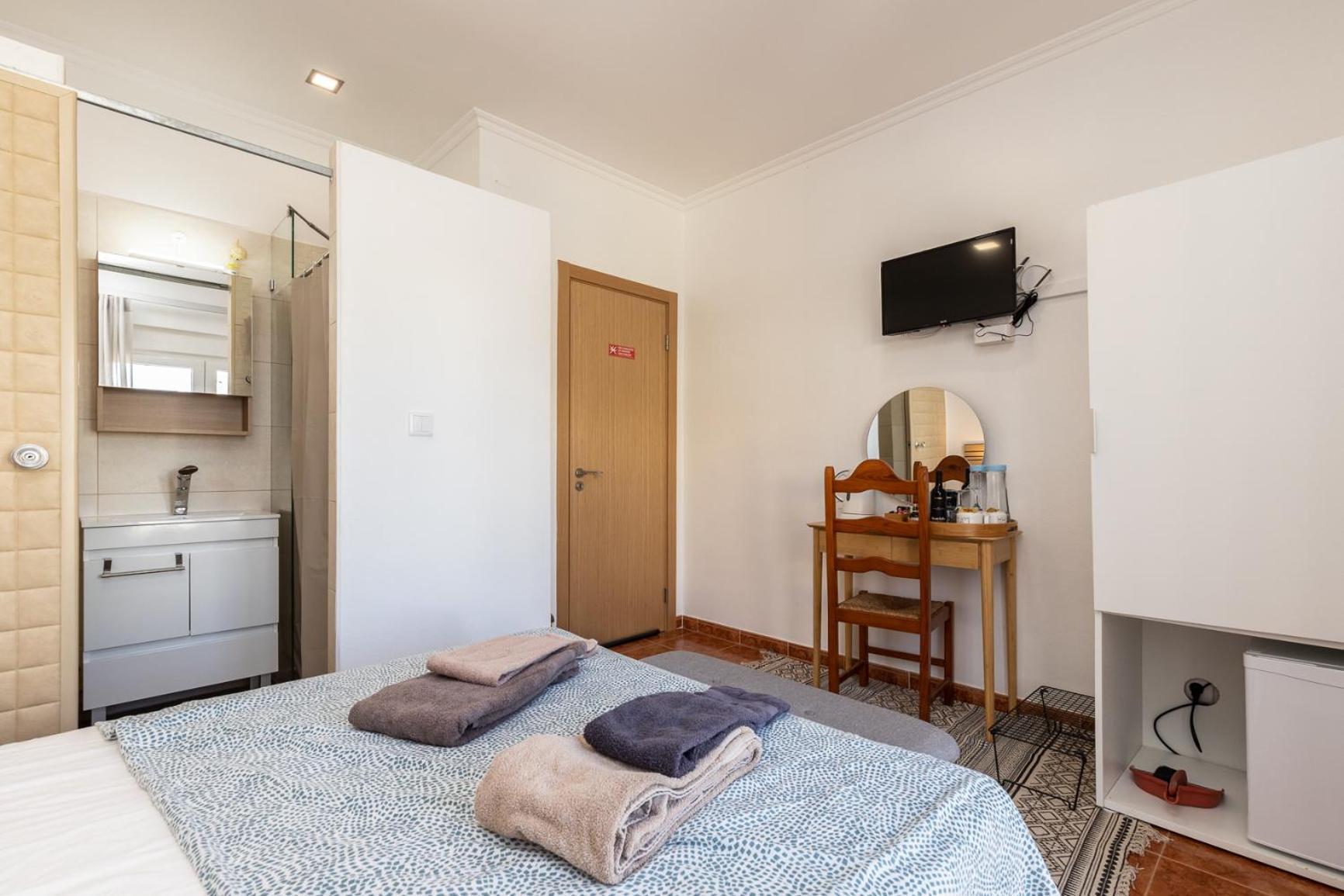 Porta Nova Guesthouse By R-Tex Tavira Kamer foto
